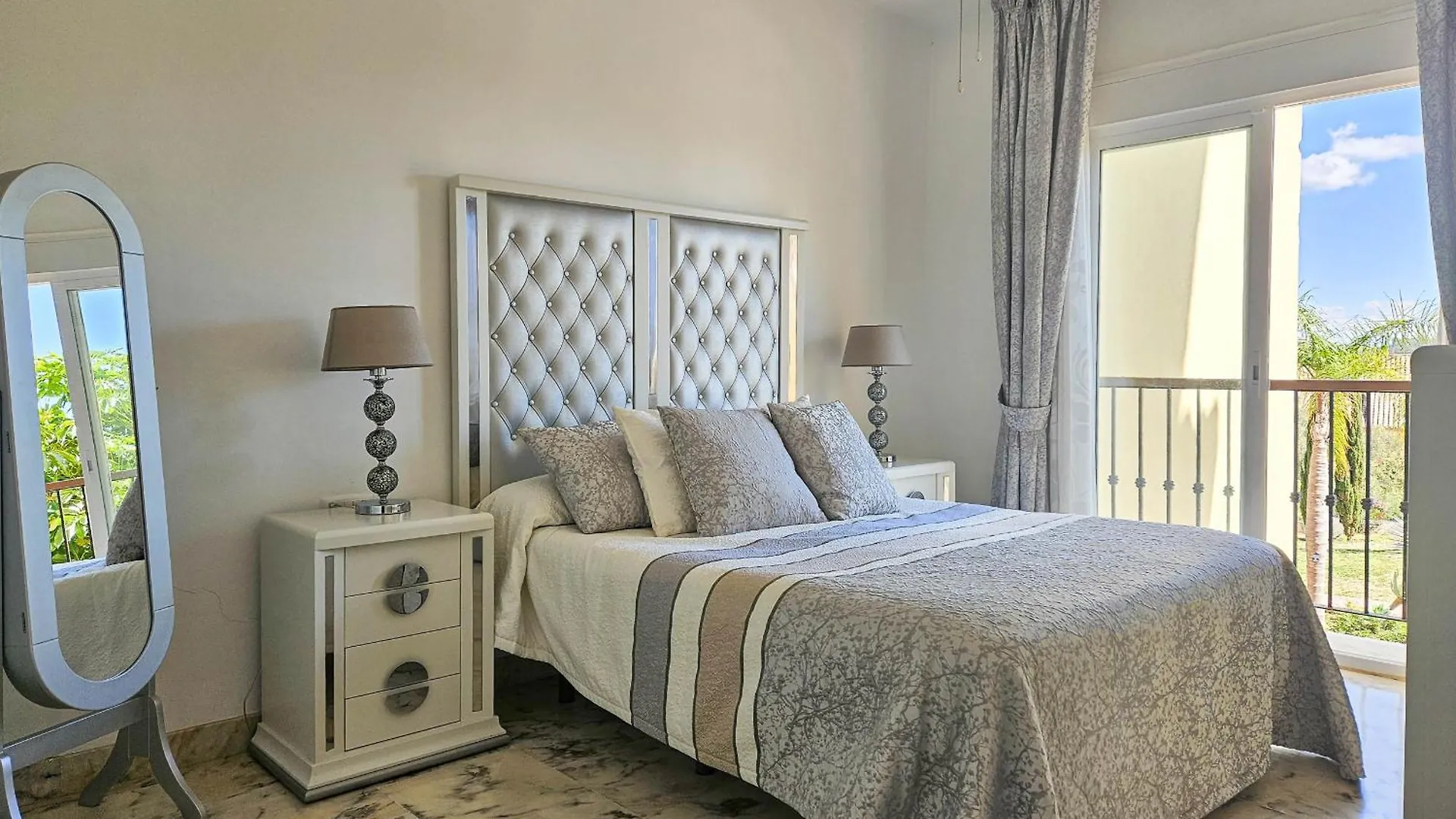 Two Bedroom Apartment With Pool & Sea Views MIJAS COSTA Spagna