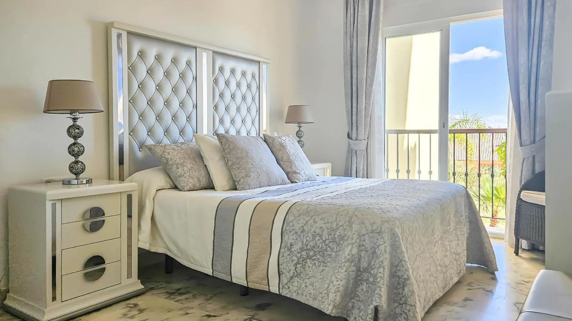 Two Bedroom Apartment With Pool & Sea Views MIJAS COSTA